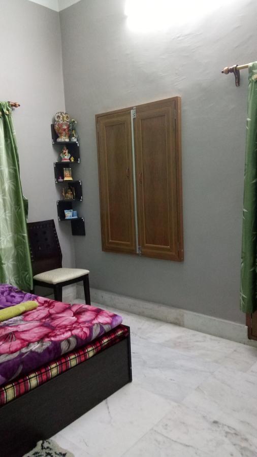 The Lovely Room Kolkata Ngoại thất bức ảnh