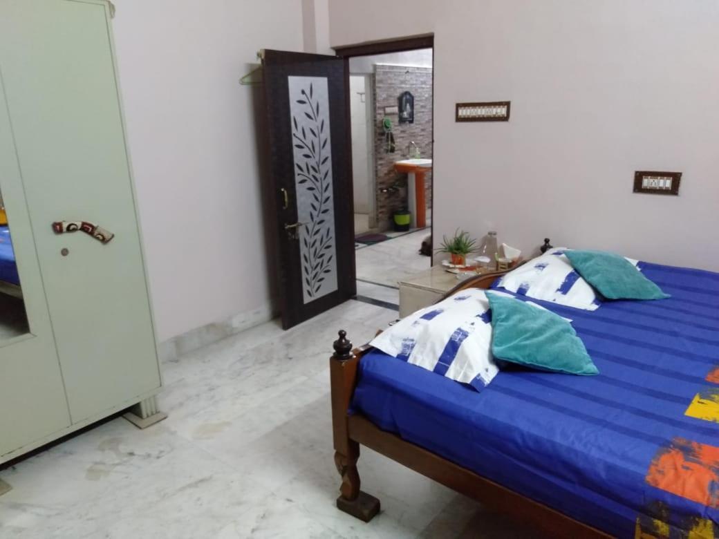 The Lovely Room Kolkata Ngoại thất bức ảnh